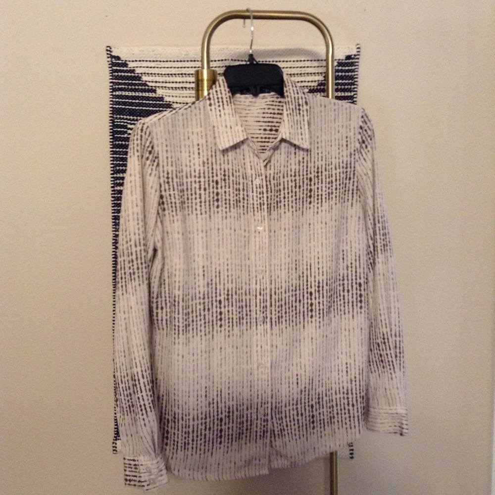 Noir Blouse